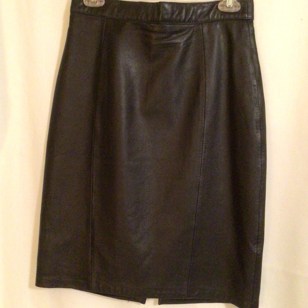 Marc black leather skirt